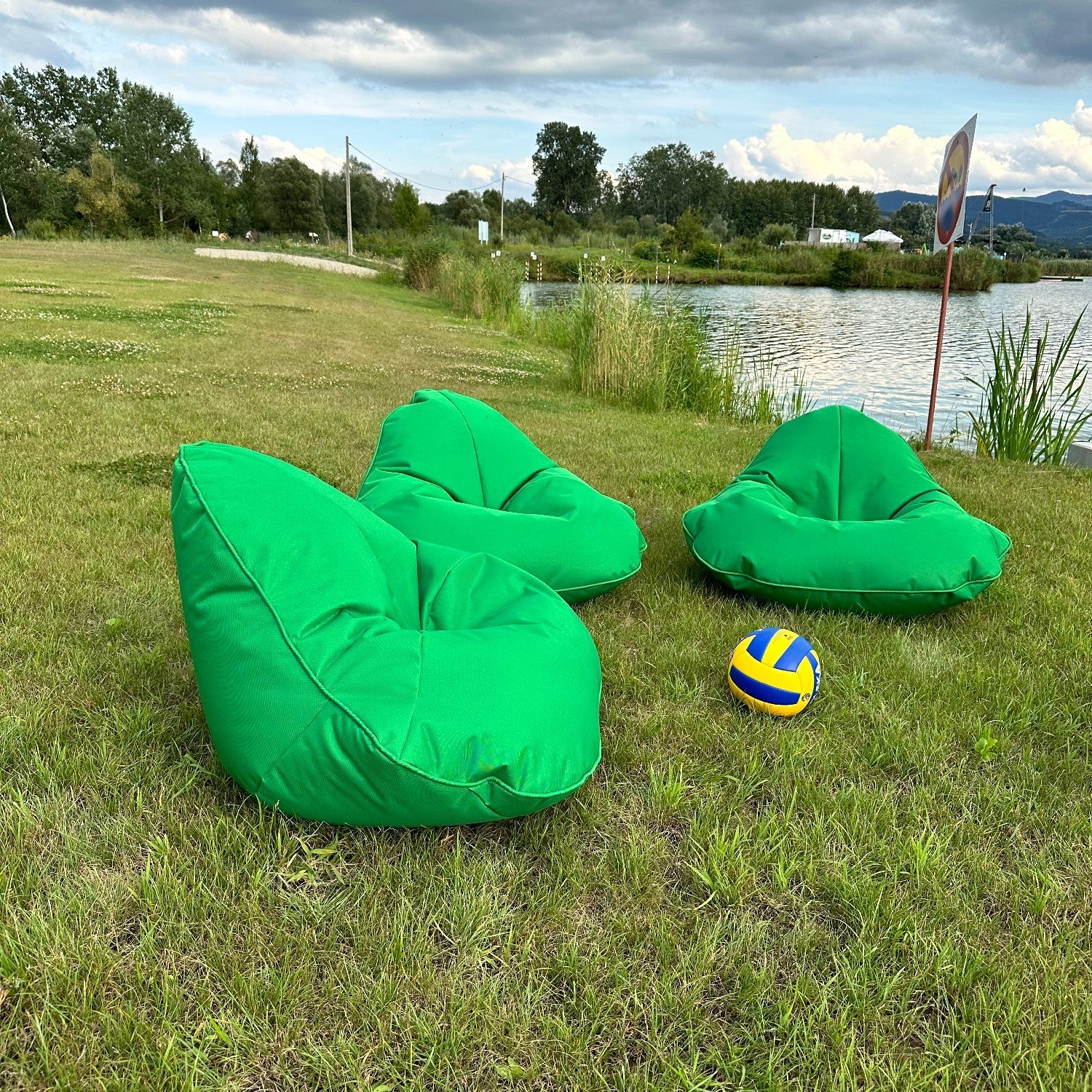Fotel Frog Poliester