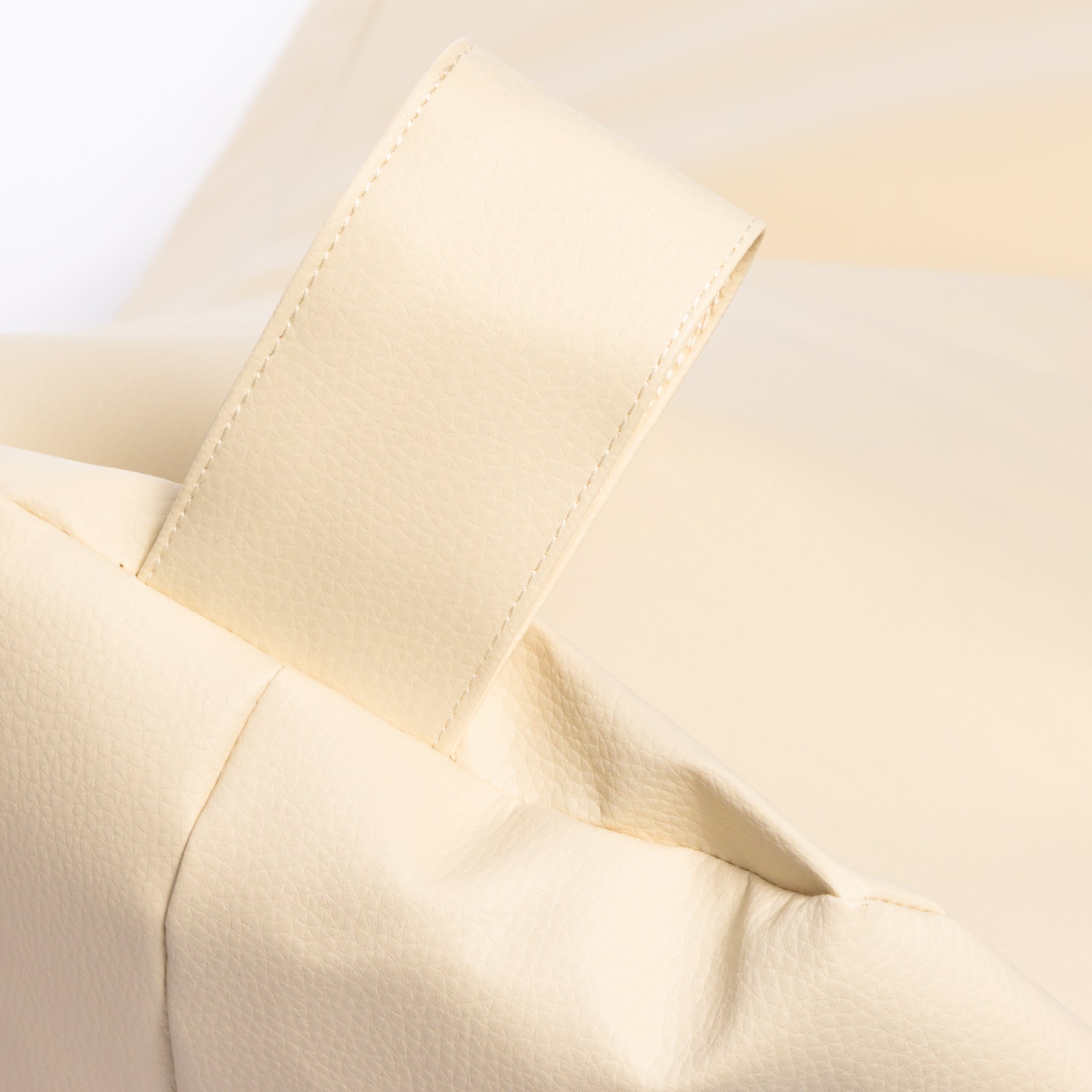 Fotel Keiko M Ekoskóra